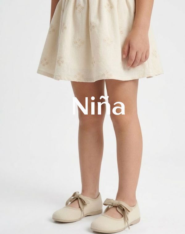 Zapatos de niña en Vanessa Calzados